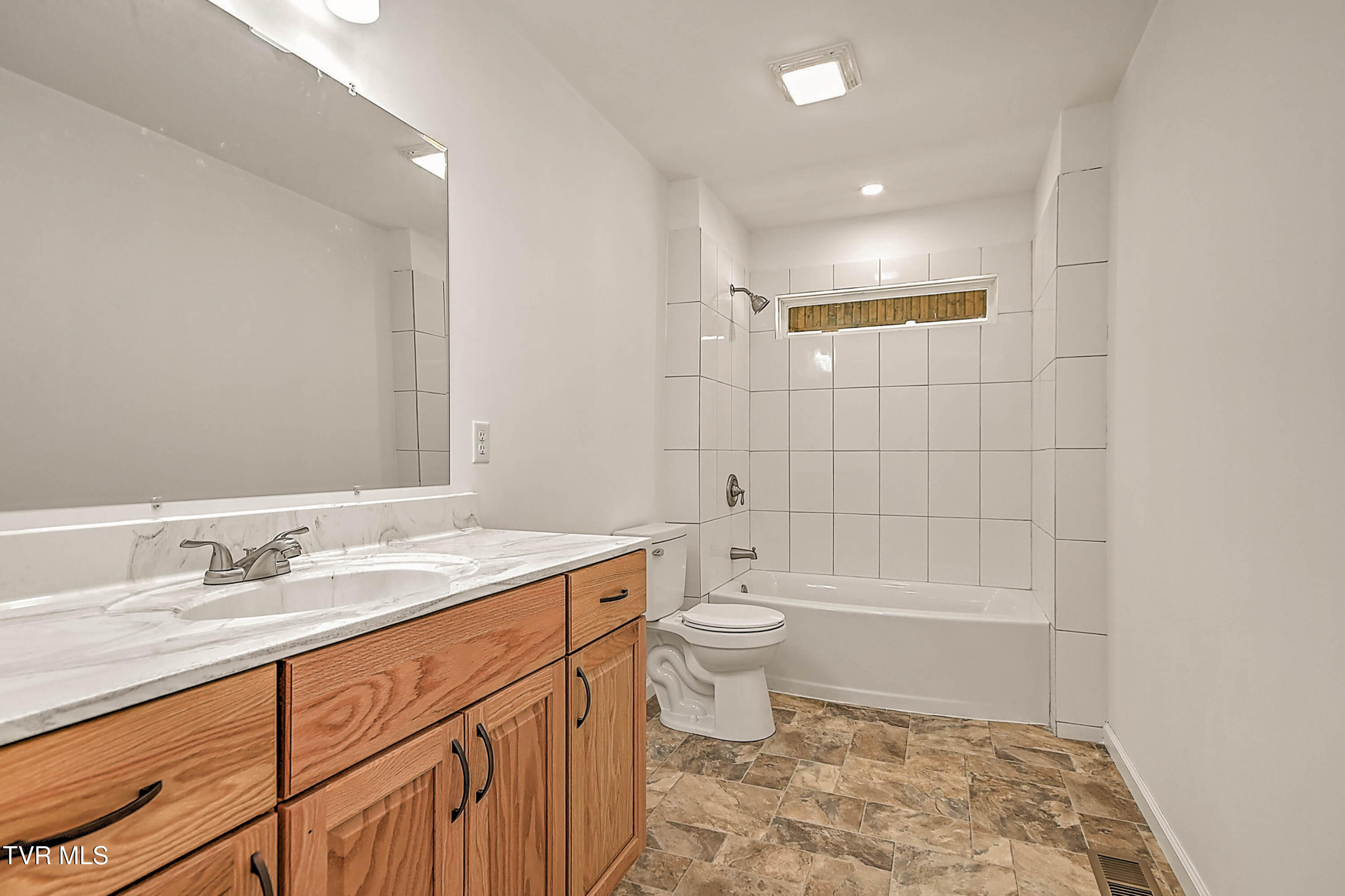 477 Norris Road Butler, TN 37640 - Photo 22 of 40 512 Norris DST-22