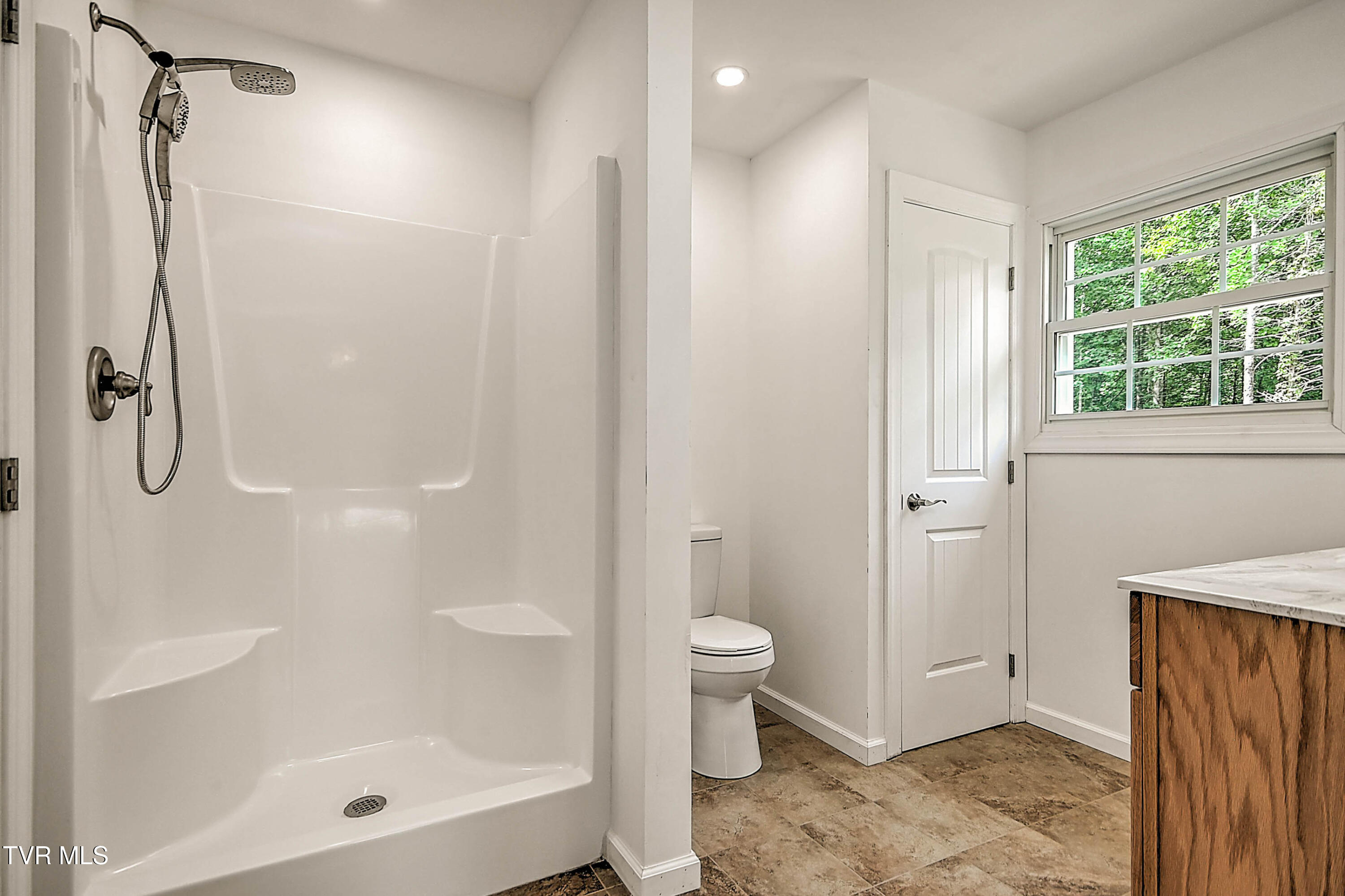 477 Norris Road Butler, TN 37640 - Photo 31 of 40 512 Norris DST-31