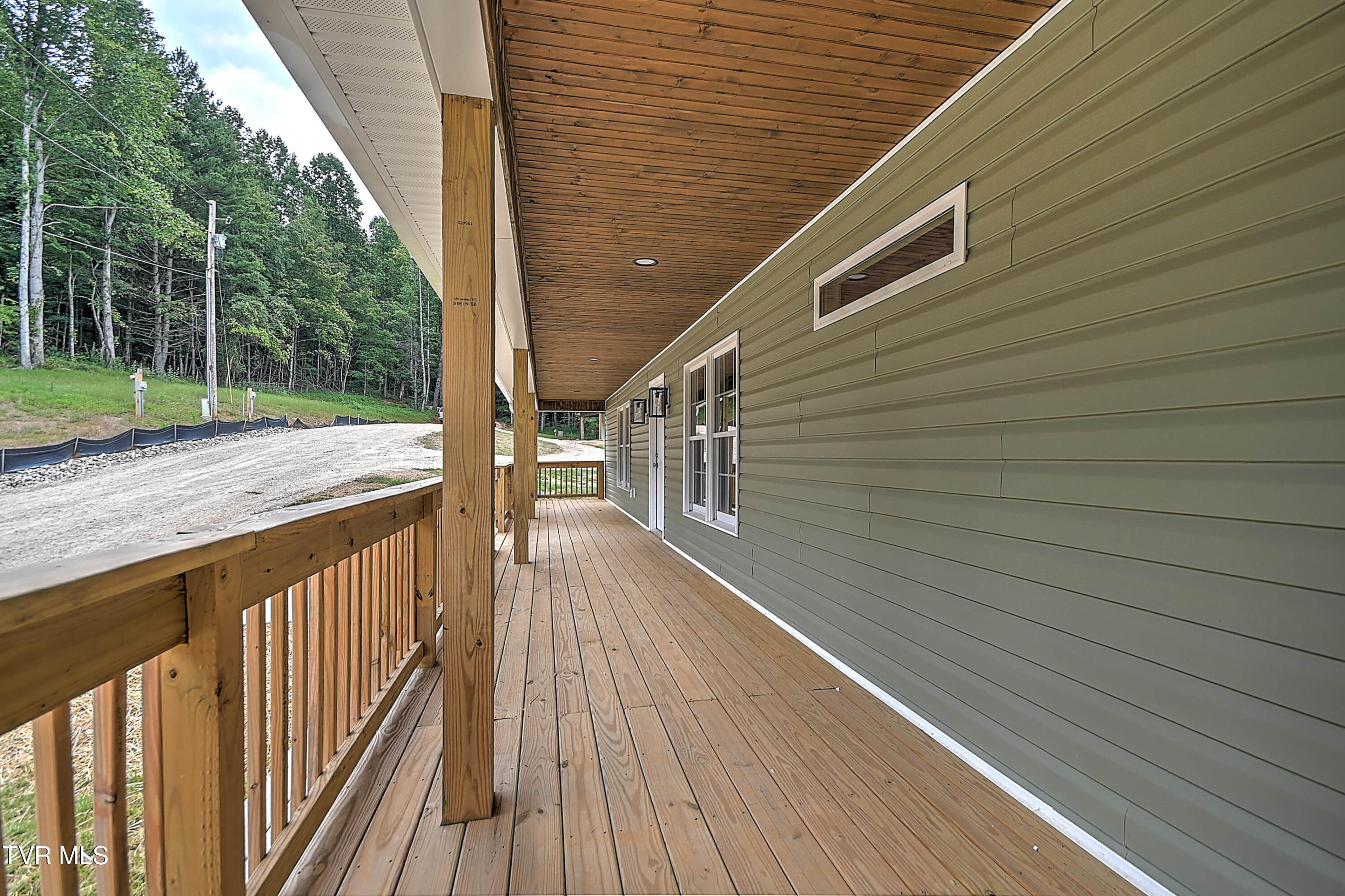 477 Norris Road Butler, TN 37640 - Photo 5 of 40 512 Norris DST-5