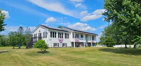 $489,900 | 292 Neck Road, Benton, ME 04901