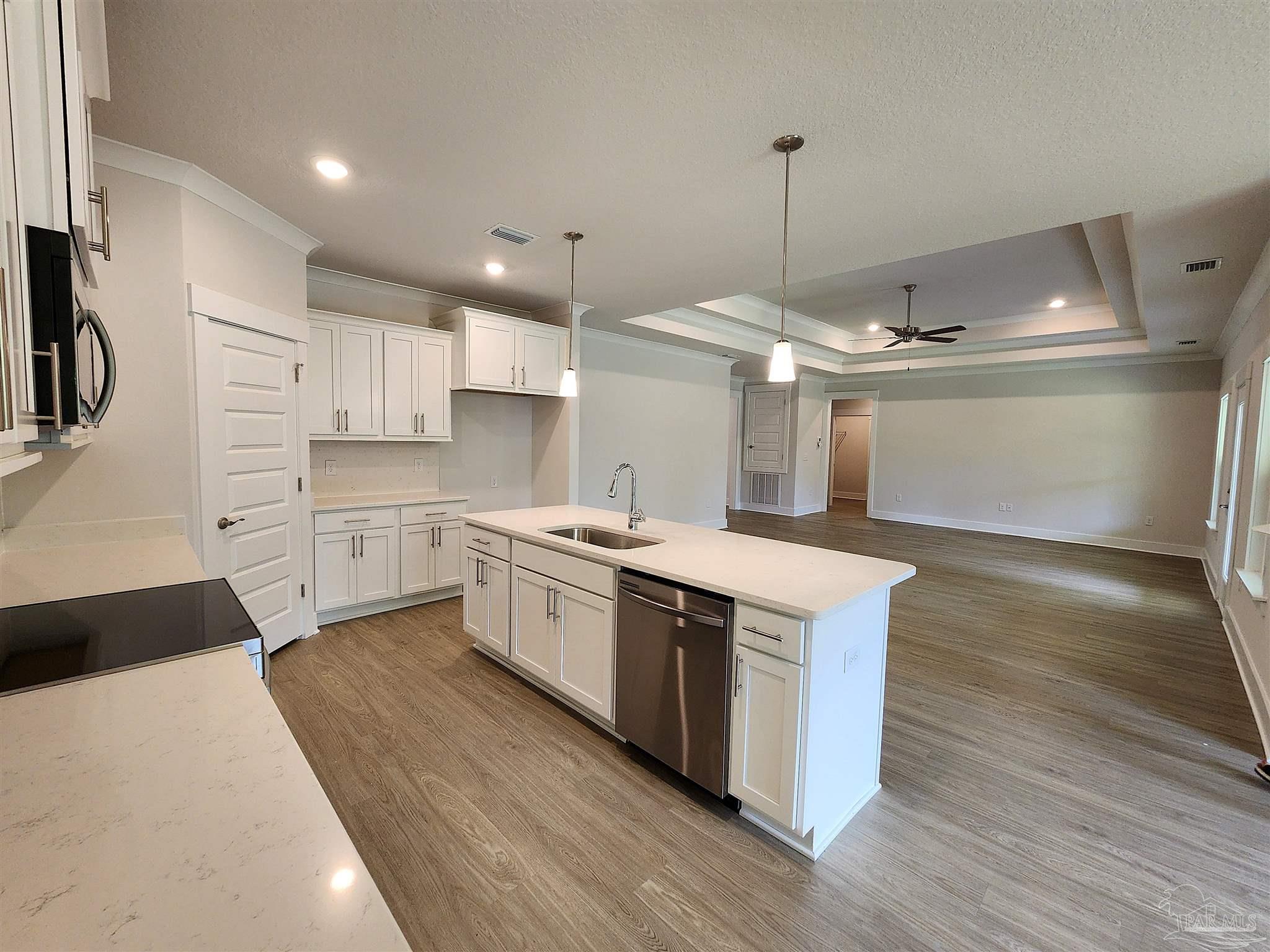 2422 Pine Forest Road Cantonment, FL 32533 - Photo 7 of 17