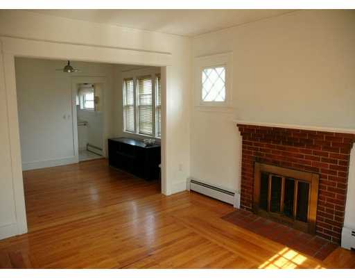 23 Ausdale Road Cranston, RI 02910 - Photo 3 of 8 Living Room.