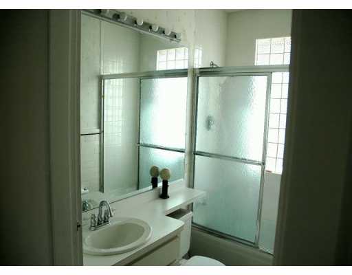 23 Ausdale Road Cranston, RI 02910 - Photo 6 of 8 Master Bath/Spa.