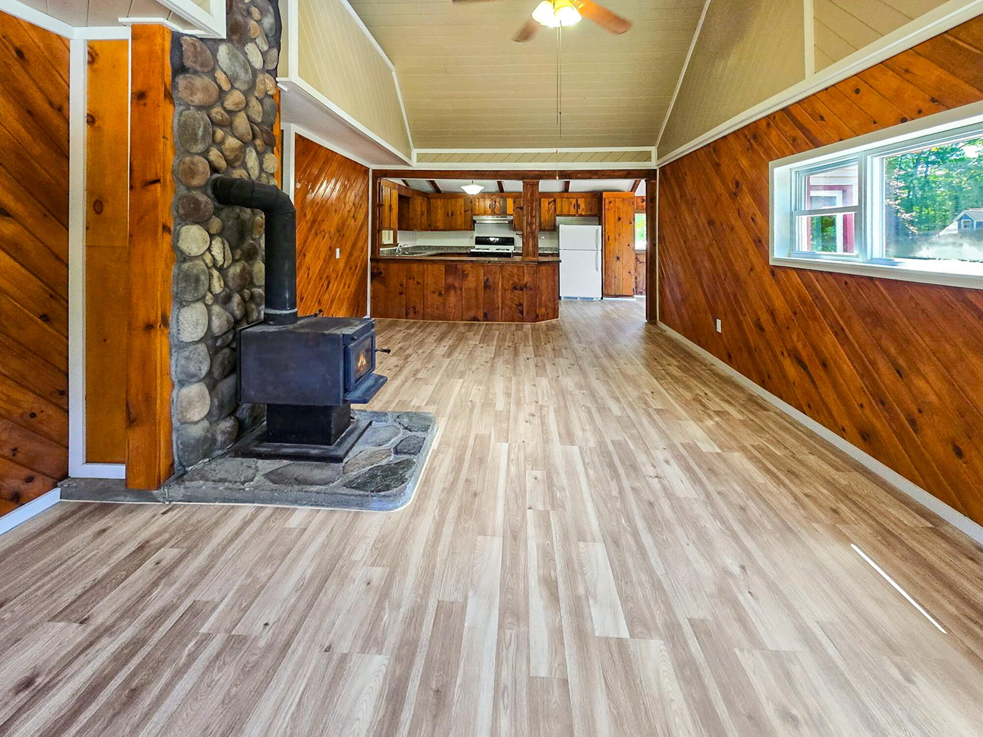 21 Brian Street Dixfield, ME 04224 - Photo 9 of 32 9