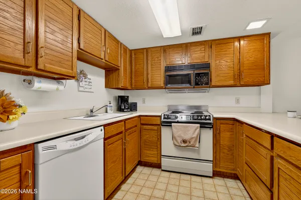 $350,000 | 2605 North Pinon Ridge Drive, Unit 570, Flagstaff, AZ 86004