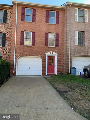 a house view with a outdoor space