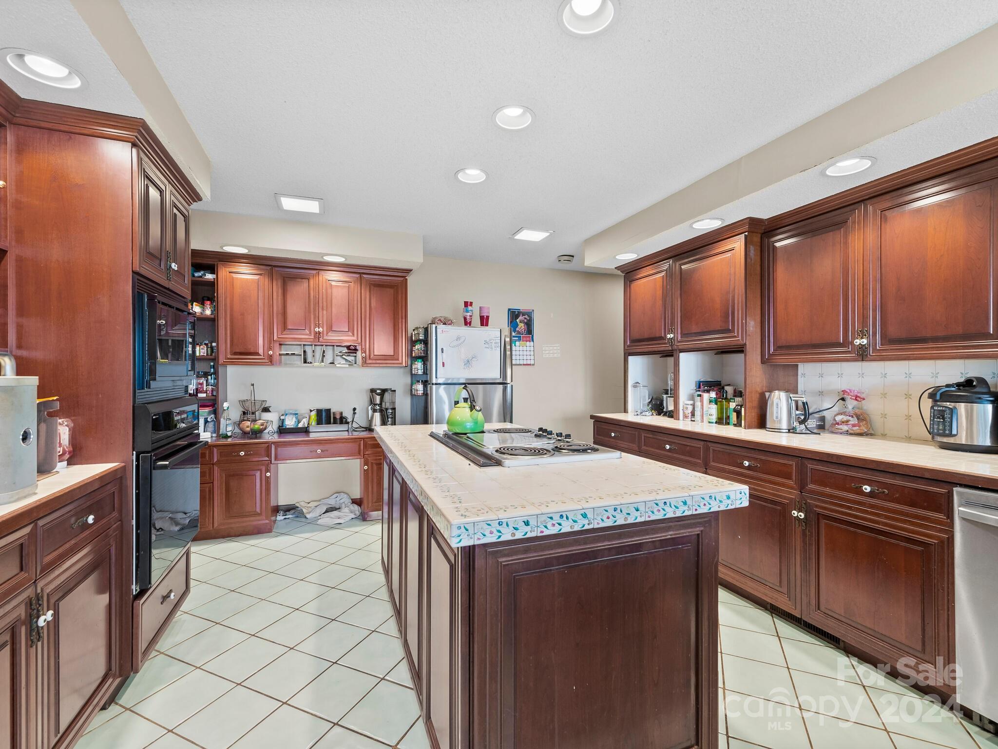 8 Bent Tree Road Asheville, NC 28804 - Photo 11 of 29 Gallery Image 11