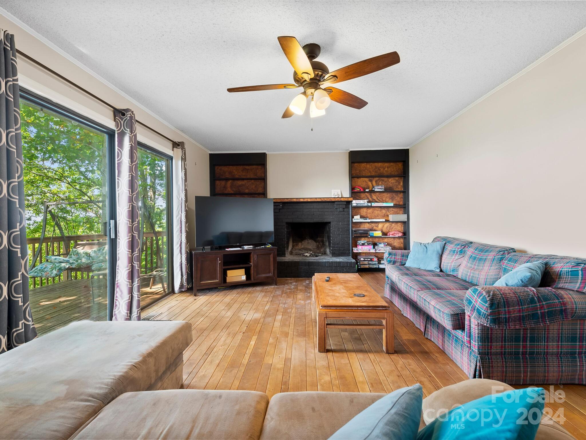 8 Bent Tree Road Asheville, NC 28804 - Photo 6 of 29 Gallery Image 6