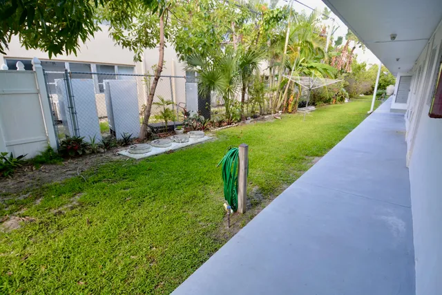 $1,450 | 2000 Northeast 51st Court, Unit 103, Fort Lauderdale, FL 33308