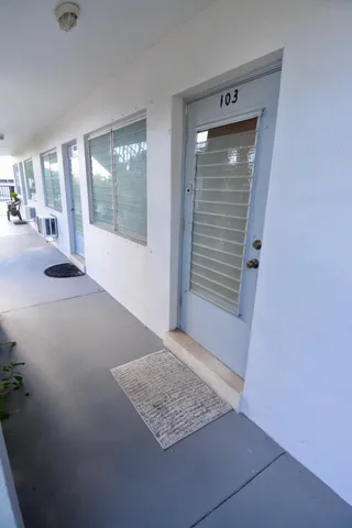 $1,450 | 2000 Northeast 51st Court, Unit 103, Fort Lauderdale, FL 33308