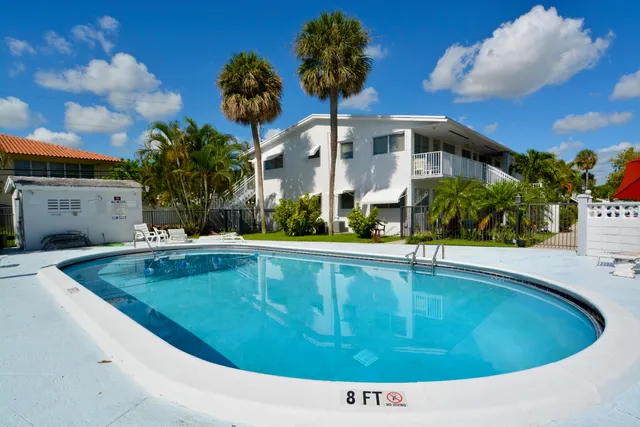 $1,450 | 2000 Northeast 51st Court, Unit 103, Fort Lauderdale, FL 33308