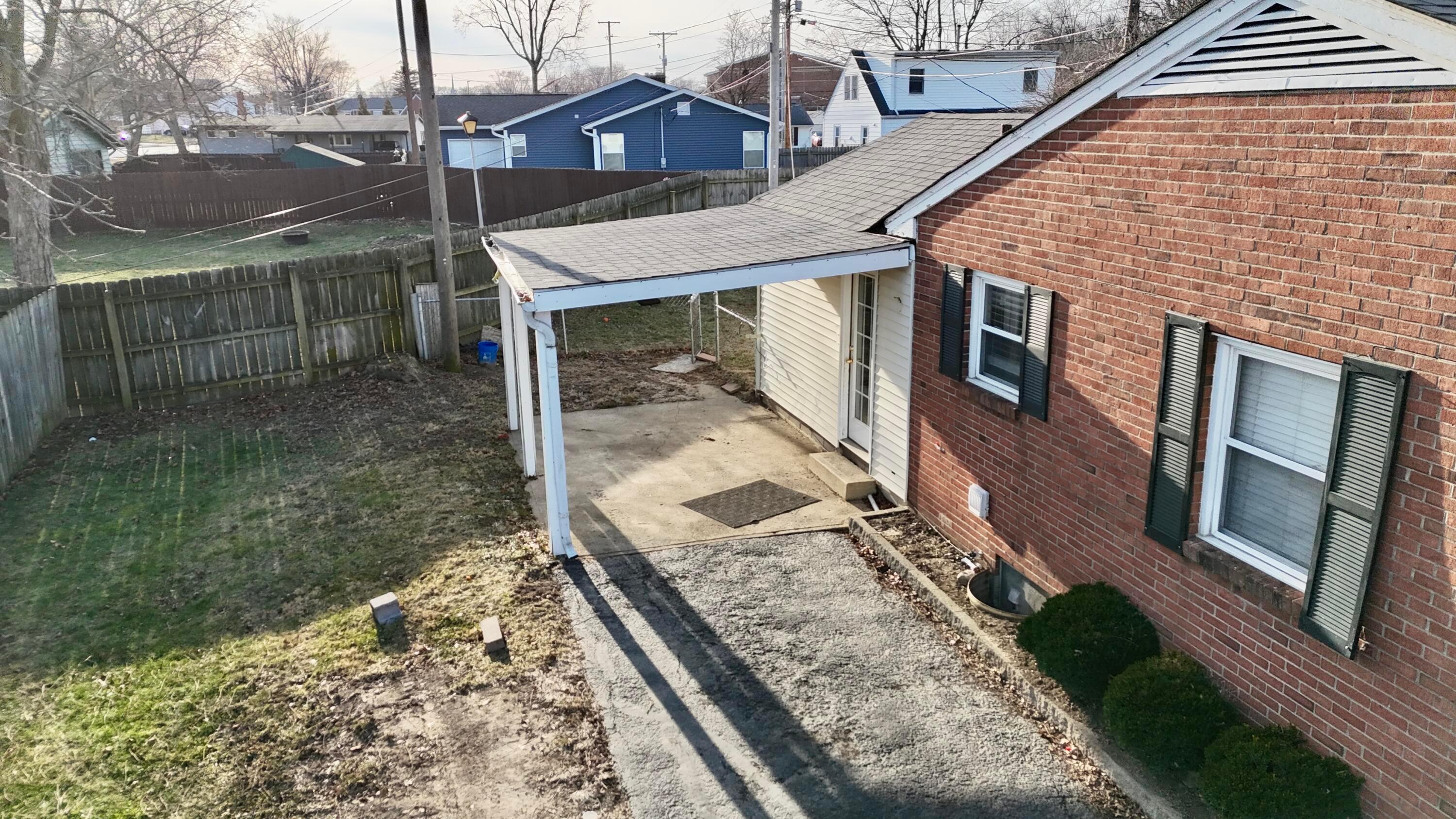 305 Danhurst Road Columbus, OH 43228 - Photo 38 of 39