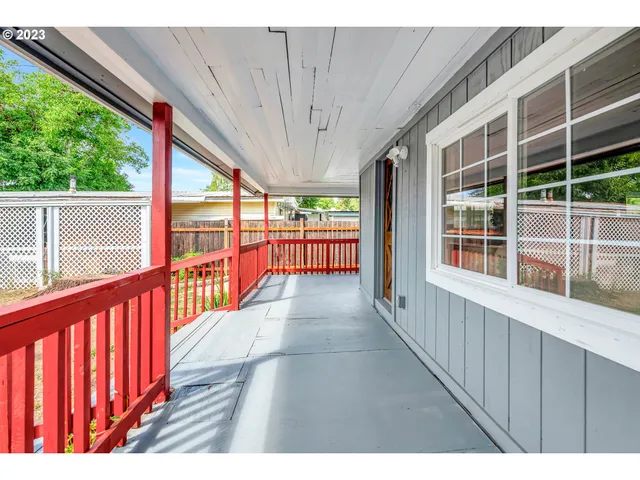 $325,000 | 38058 Railroad Lane, Marcola, OR 97454