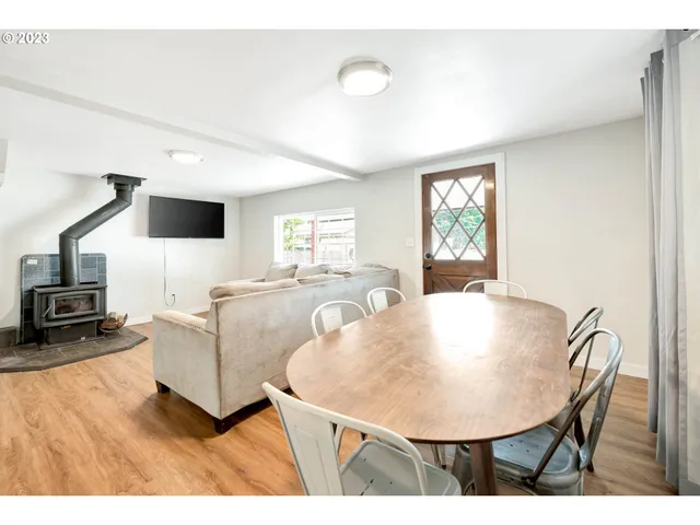 $325,000 | 38058 Railroad Lane, Marcola, OR 97454