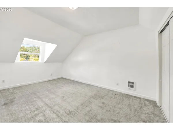 $325,000 | 38058 Railroad Lane, Marcola, OR 97454