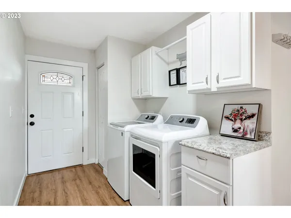 $325,000 | 38058 Railroad Lane, Marcola, OR 97454