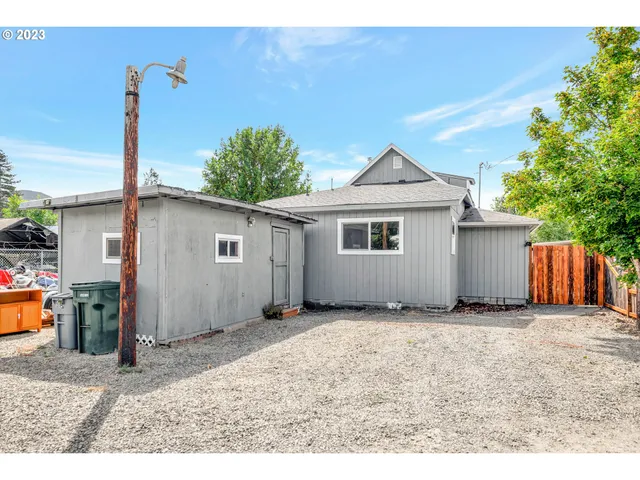 $325,000 | 38058 Railroad Lane, Marcola, OR 97454