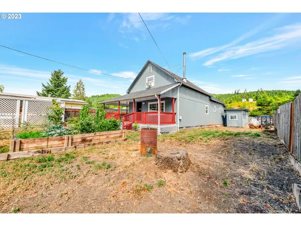 $325,000 | 38058 Railroad Lane, Marcola, OR 97454