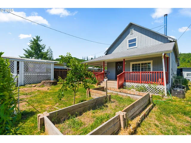 $325,000 | 38058 Railroad Lane, Marcola, OR 97454