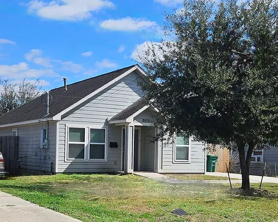 $1,800 | 8031 Canyon Street, Houston, TX 77051