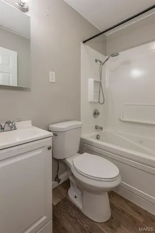 $1,600 | 104 Glen Garry Road, St. Louis, MO 63137