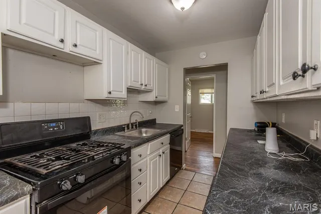 $1,600 | 104 Glen Garry Road, St. Louis, MO 63137