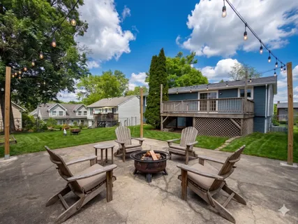 $375,000 | 10809 North Church Street, Huntley, IL 60142