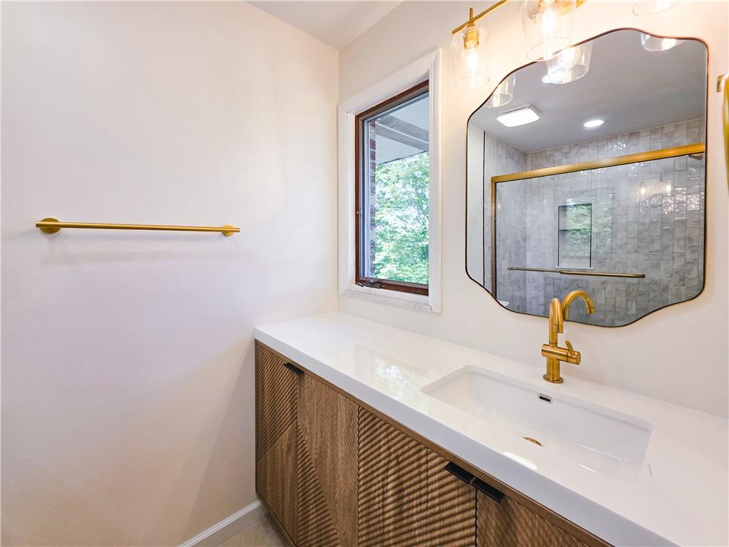 350 Country Club Road Washington, PA 15301 - Photo 29 of 49 Gallery Image 29