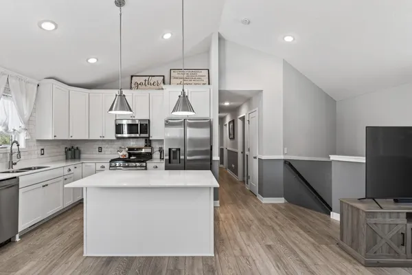 $415,000 | 1115 Rich River Way, New Richmond, WI 54017