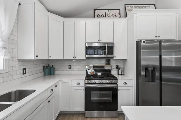 $415,000 | 1115 Rich River Way, New Richmond, WI 54017