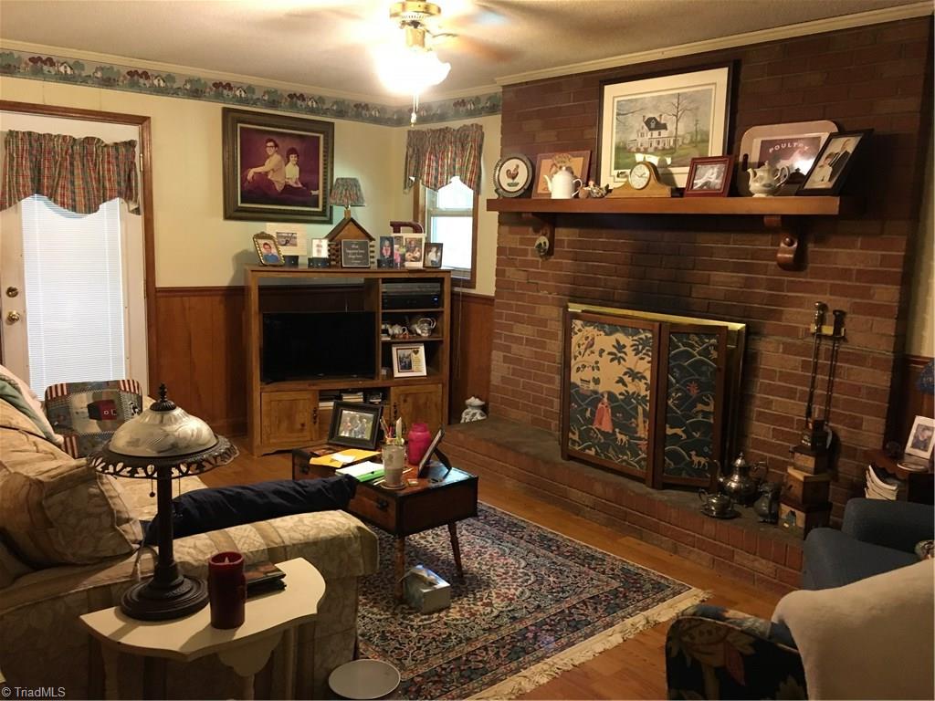 2456 Old Mountain Road Trinity, NC 27370 - Photo 6 of 16