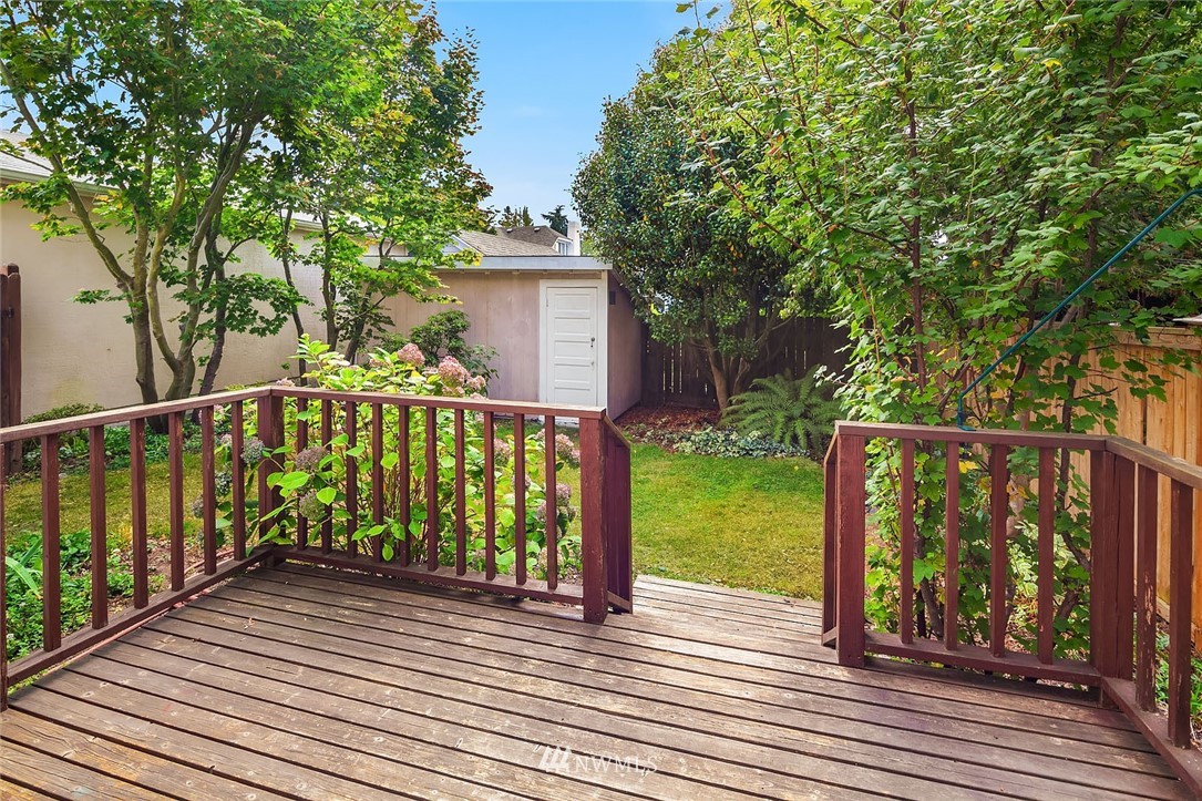 117 North 76th Street Seattle, WA 98103 - Photo 11 of 14 Gallery Image 11