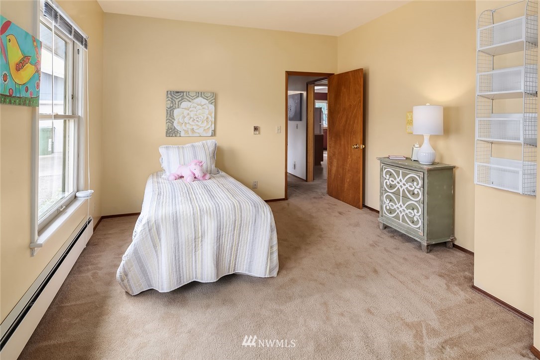 117 North 76th Street Seattle, WA 98103 - Photo 9 of 14 Gallery Image 9