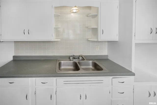 $84,900 | 267 North East Street, Farmington, IL 61531