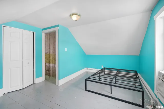 $84,900 | 267 North East Street, Farmington, IL 61531