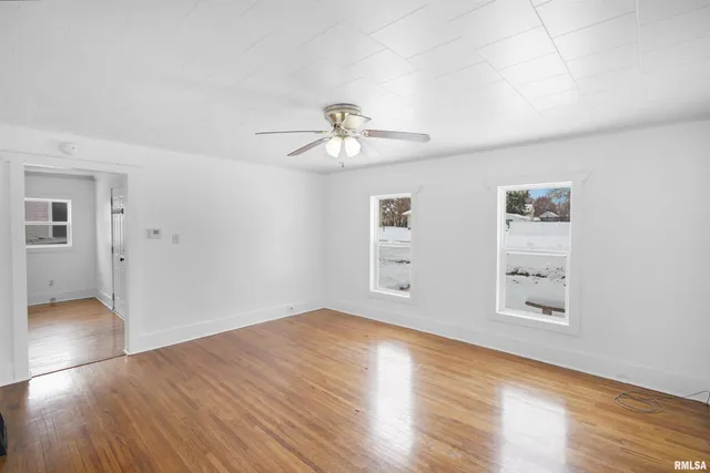 $84,900 | 267 North East Street, Farmington, IL 61531