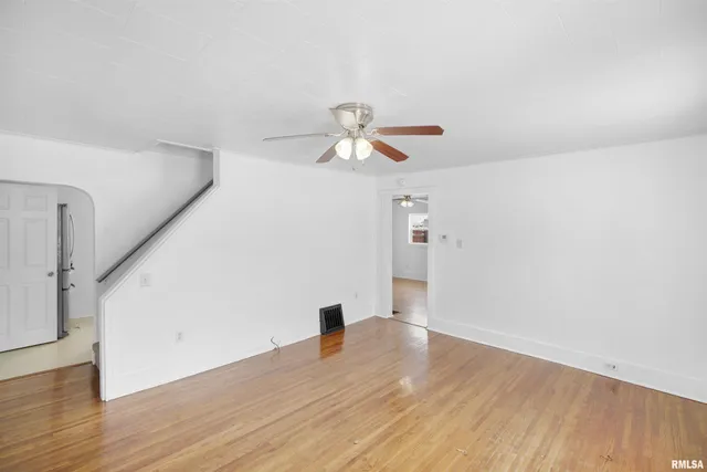 $84,900 | 267 North East Street, Farmington, IL 61531