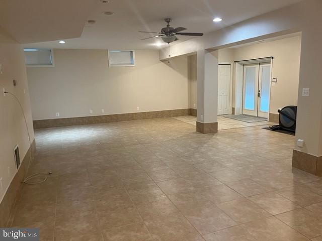 Living Room/Main Area