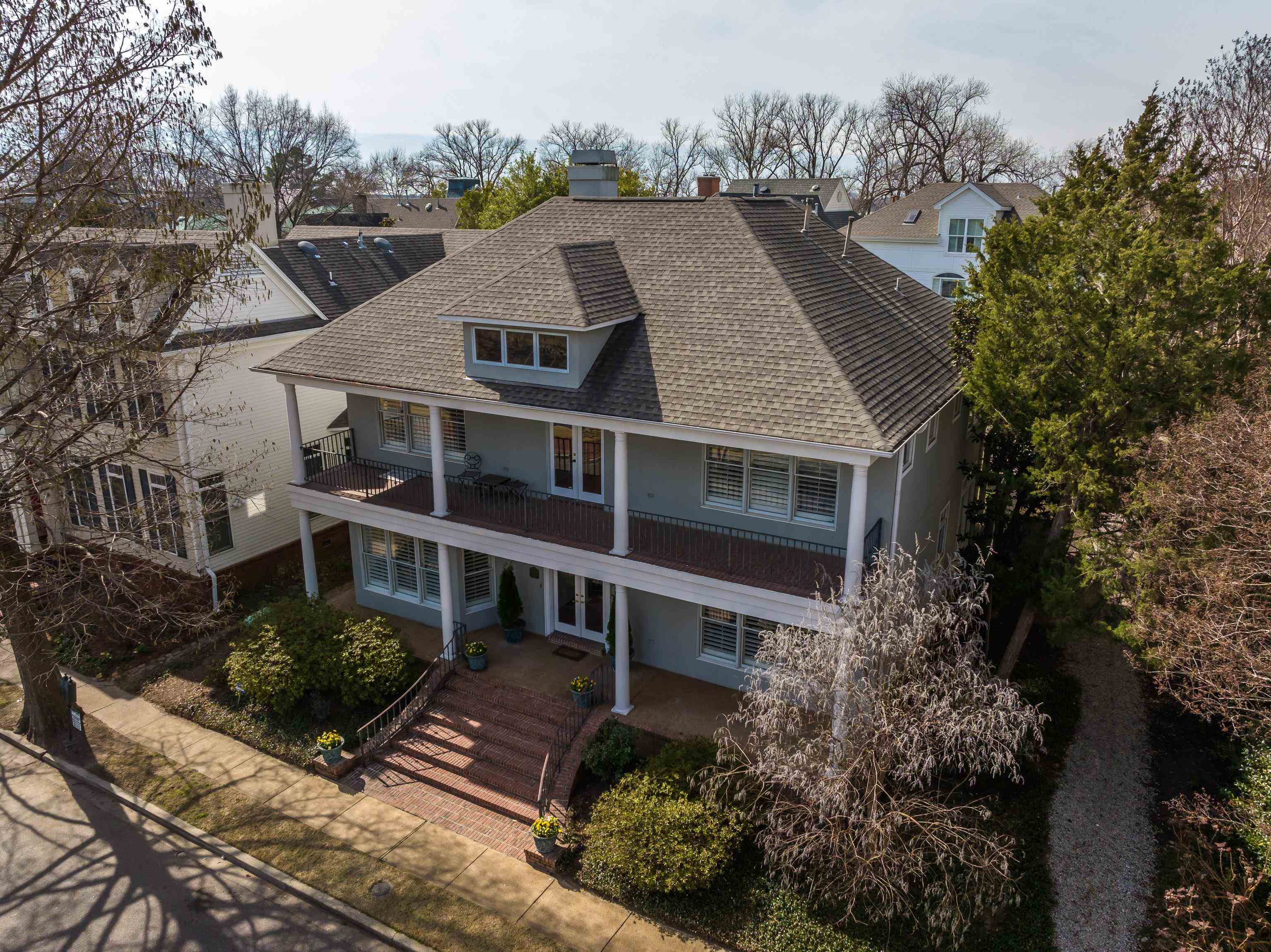 877 Harbor Bend Road Memphis, TN 38103 - Photo 2 of 39 Gallery Image 2
