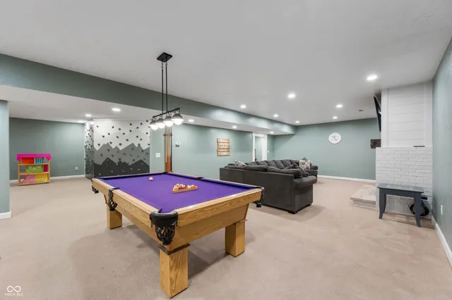 $790,000 | 1695 South Co Road 550 East, Selma, IN 47383