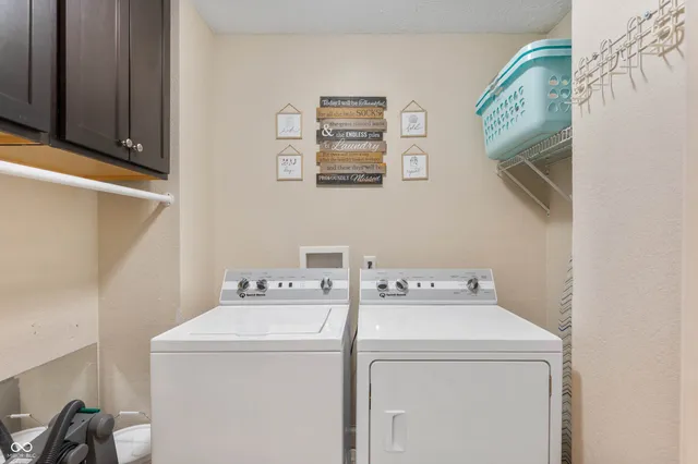 $790,000 | 1695 South Co Road 550 East, Selma, IN 47383