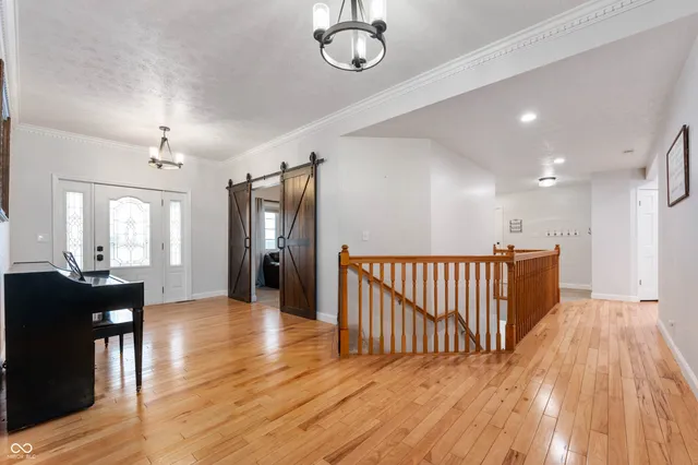 $790,000 | 1695 South Co Road 550 East, Selma, IN 47383