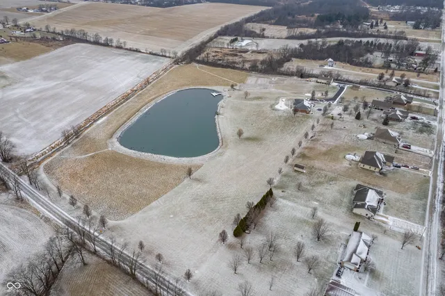 $790,000 | 1695 South Co Road 550 East, Selma, IN 47383