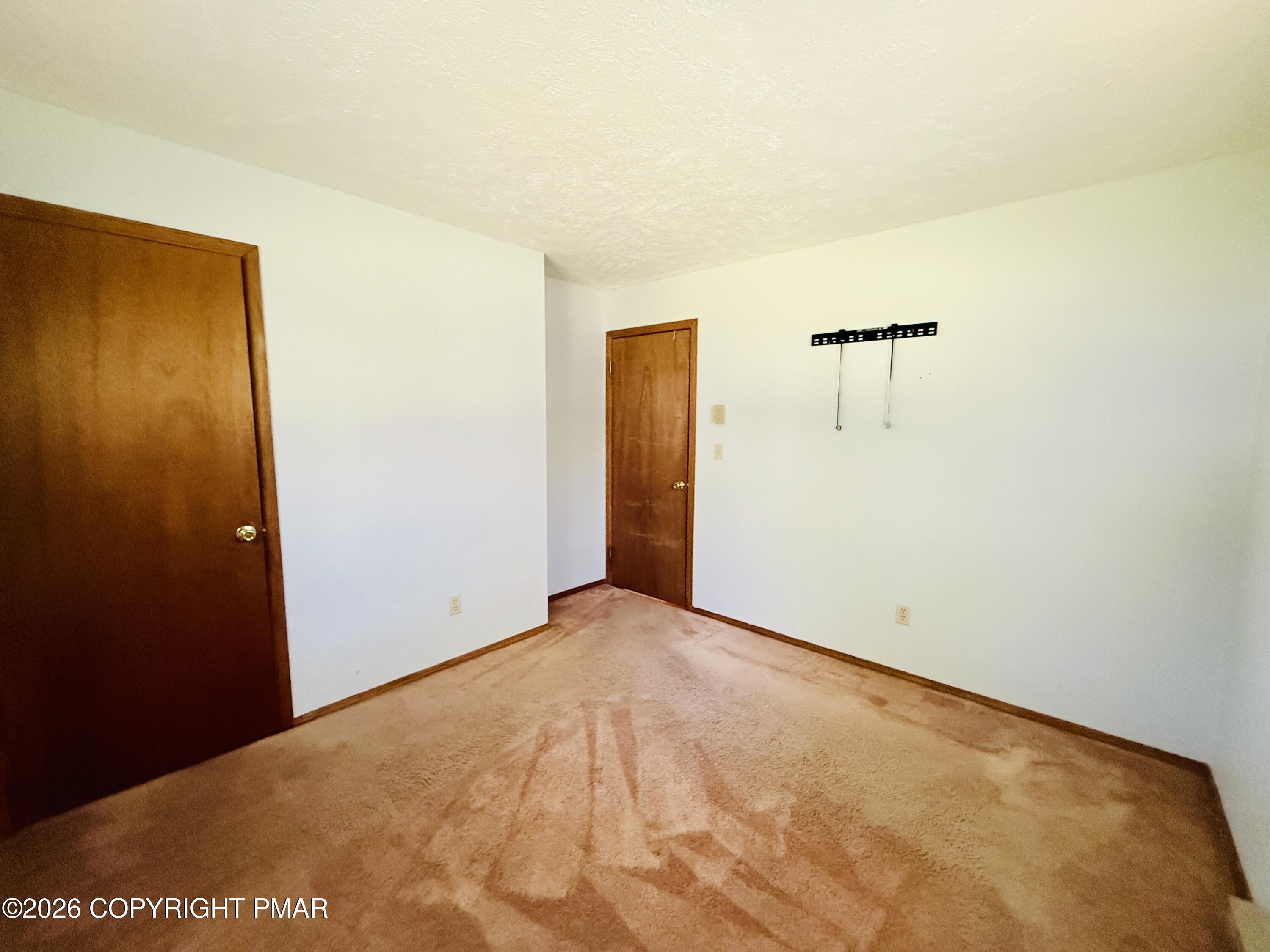 4204 Hickory Road Tobyhanna, PA 18466 - Photo 21 of 36 IMG_9029