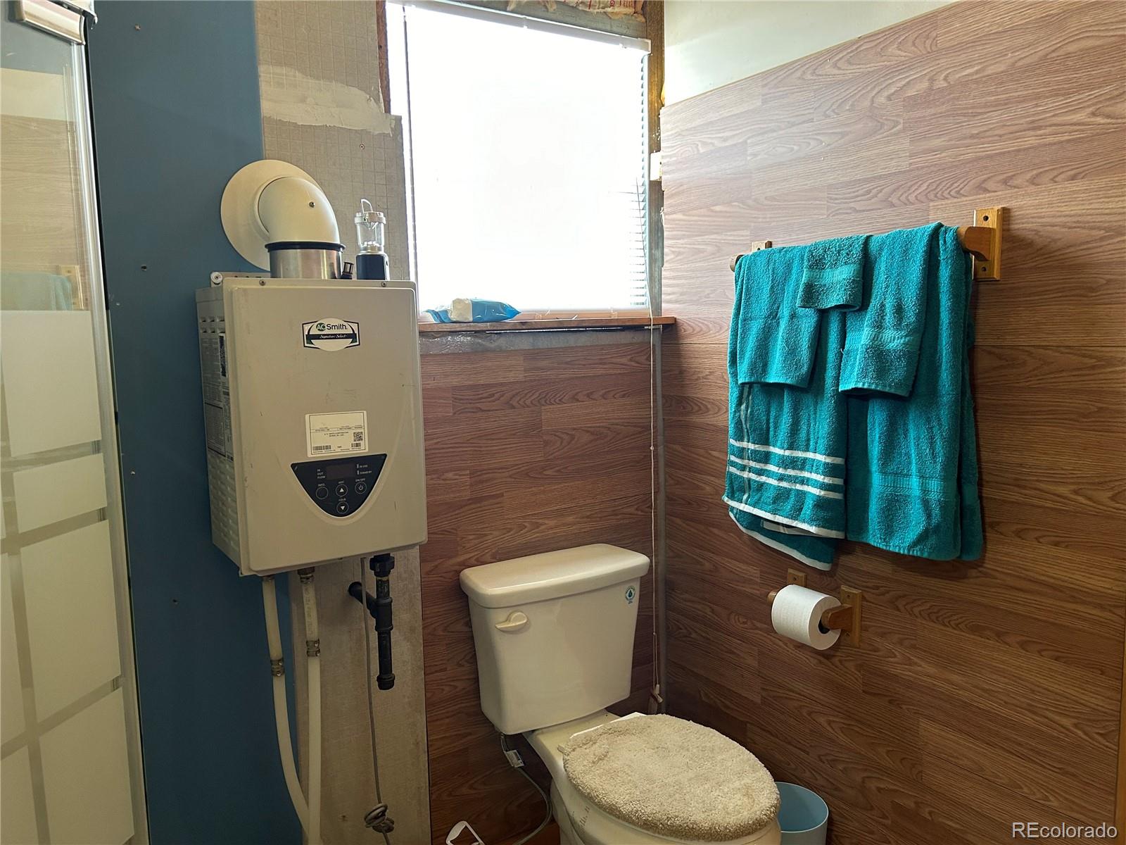4535 Sarnoff Road Fort Garland, CO 81133 - Photo 17 of 44 a bathroom with a toilet and a sink