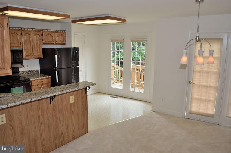 3946 Valley Ridge Drive Fairfax, VA 22033 - Photo 18 of 27 Kitchen - 3rd View...