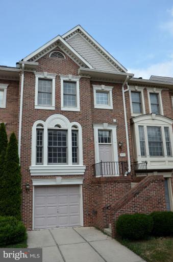 3946 Valley Ridge Drive Fairfax, VA 22033 - Photo 27 of 27 Gorgeous Brick-Front Town Home!