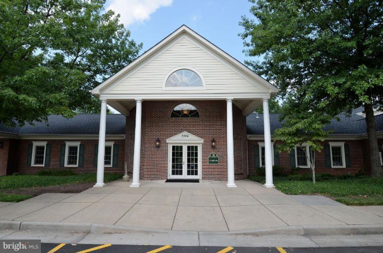 3946 Valley Ridge Drive Fairfax, VA 22033 - Photo 10 of 27 Community Center!