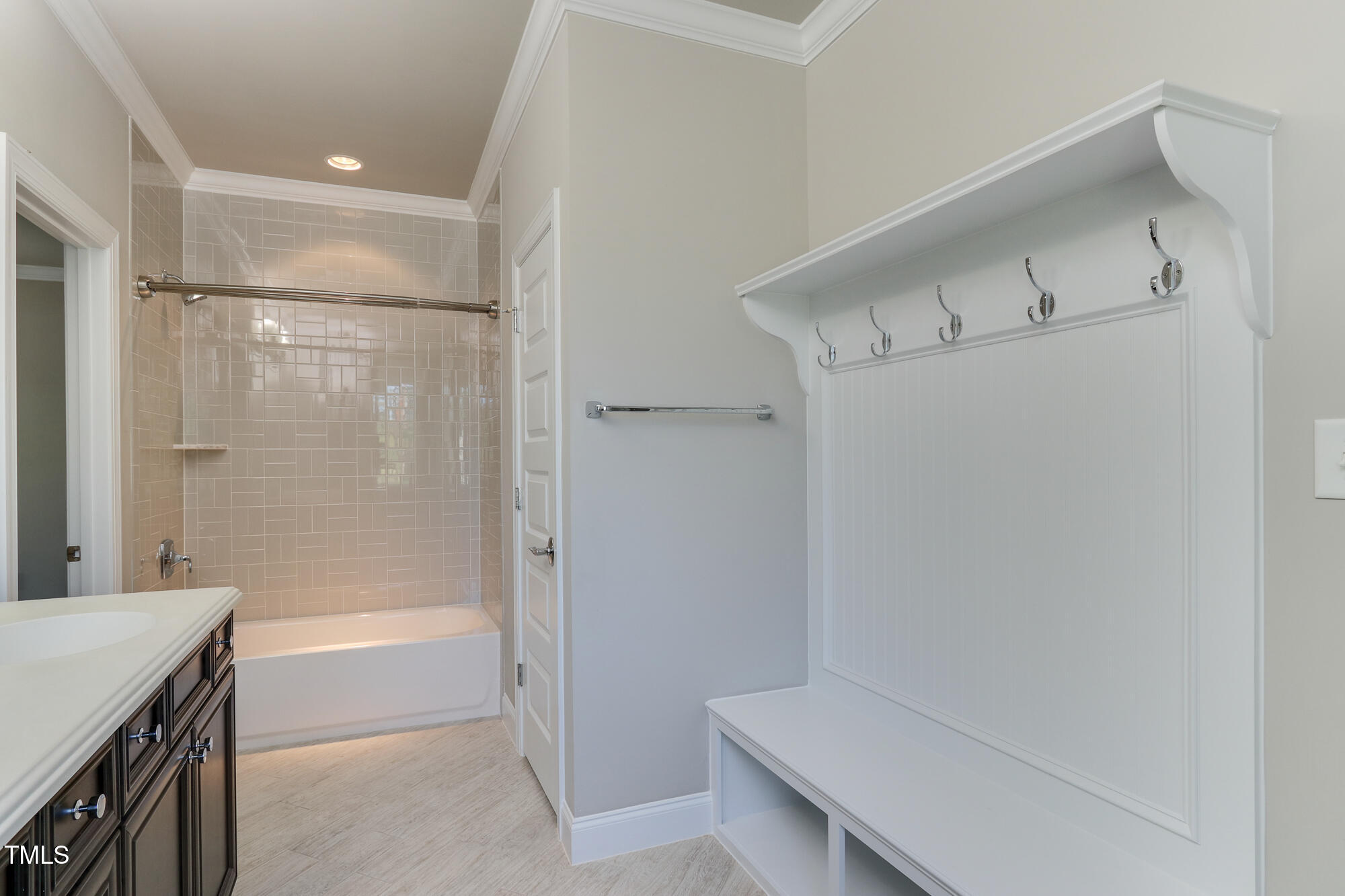 721 Shelley Road Raleigh, NC 27609 - Photo 33 of 46 Shelley_721-32