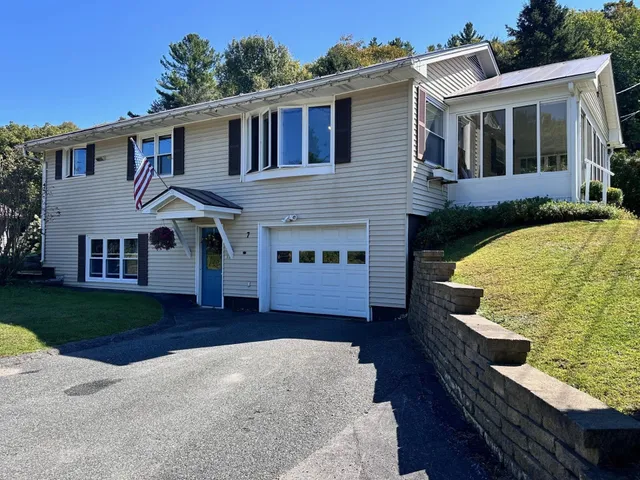 $385,000 | 7 Wilmuth Street, Barre, VT 05641